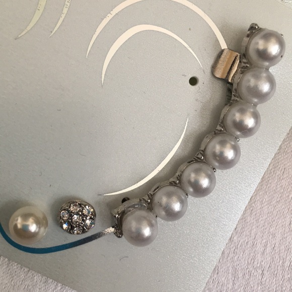 Rue21 Jewelry Pearl Gem Ear Cuff Runner Double Punk Gauge Set